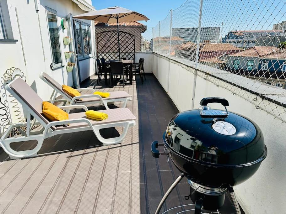 Renovado Com Ac, 2 Wc Completos, Terraco E Garagem Porto Exterior foto